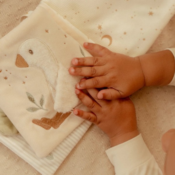 Little Dutch - Υφασμάτινο Βιβλιαράκι Δραστηριοτήτων Newborn Naturals (LD8407)