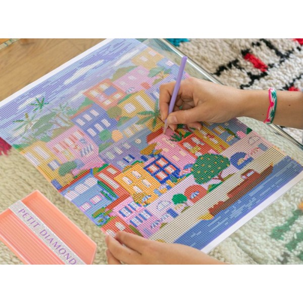 La Petit Epicerie - Κατασκευή με Διαμάντια Colorful Houses by Coralie Fau (LPE352007)