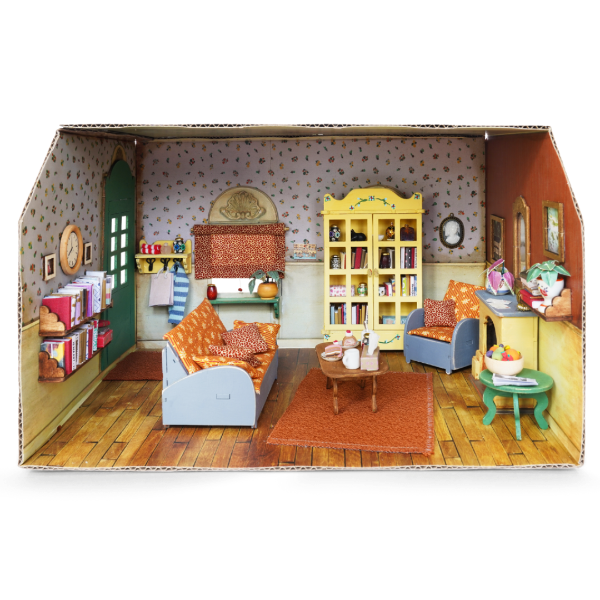 Sam and Julia - Cardboard Living Room (SM124420)