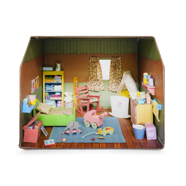 Sam and Julia - Cardboard Nursery (SM900148)