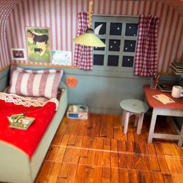 Sam and Julia - Mouse Mansion To Go - Bedroom (SM908157)