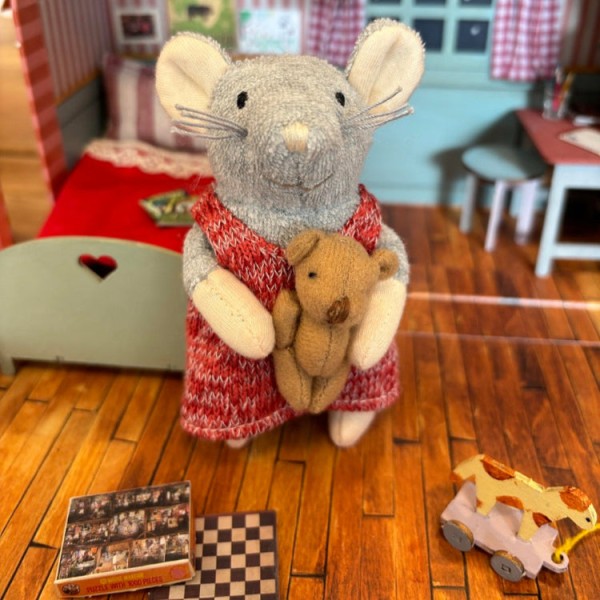 Sam and Julia - Mouse Mansion To Go - Bedroom (SM908157)