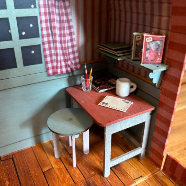 Sam and Julia - Mouse Mansion To Go - Bedroom (SM908157)